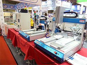 八部科技展会风采